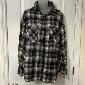 Pink Lily Black and White Plaid Flannel Shacket. Size XL.